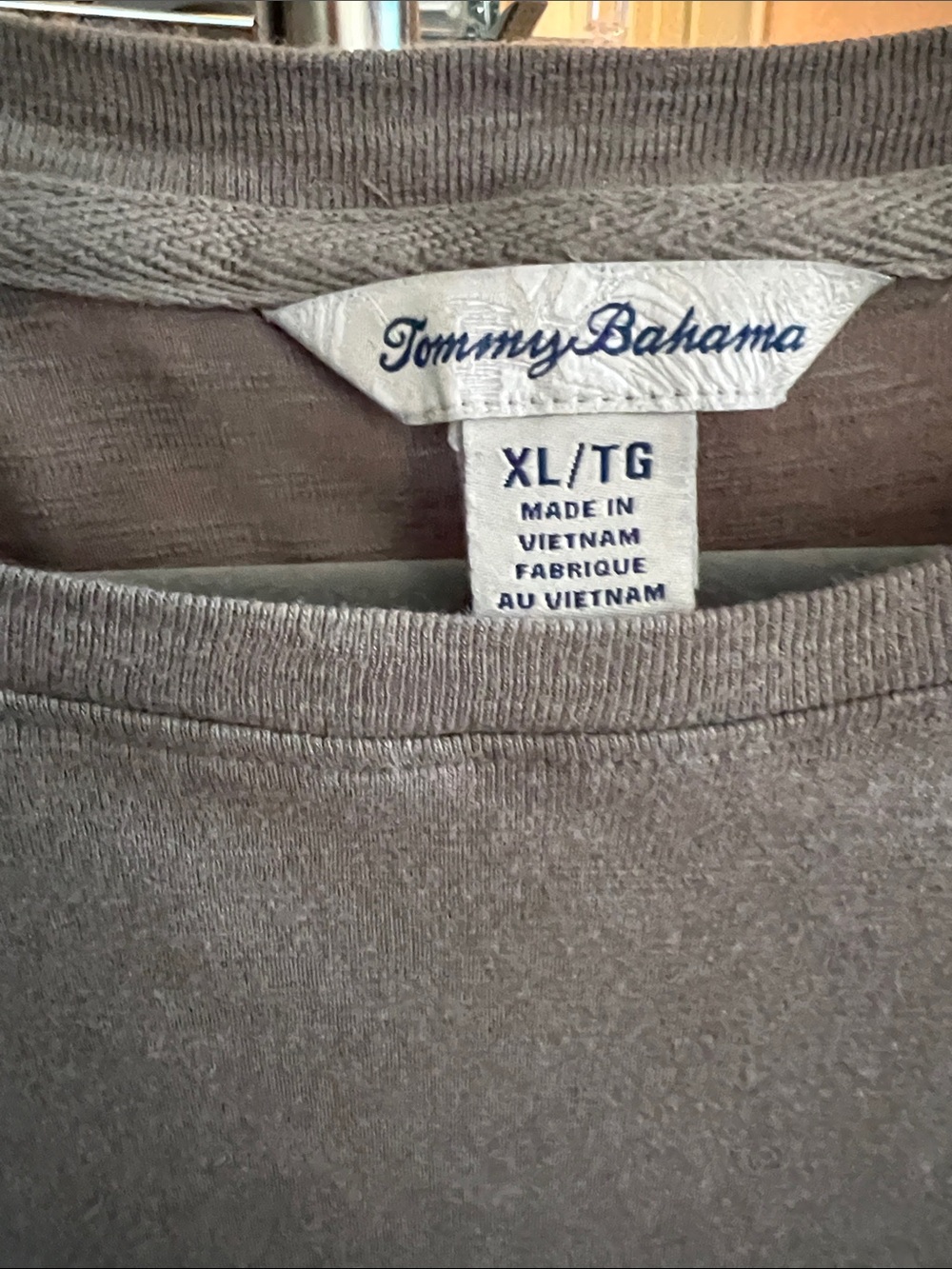 Tommy Bahama Heather Gray Long Sleeve Crewneck Top - Picture 2 of 3